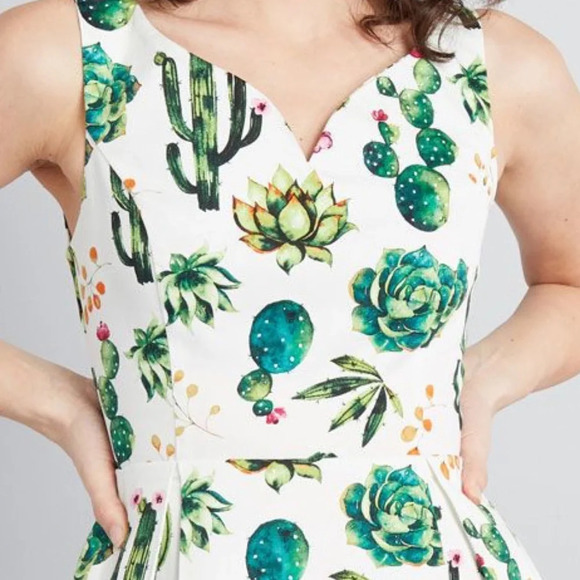 Modcloth "Dashing Darling" A-Line in Succulents - Picture 5 of 5